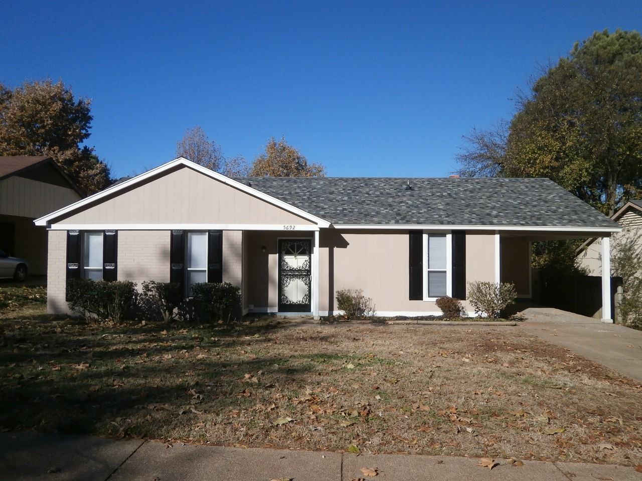 5692 Ballenmoor Dr - Photo 3 of 3