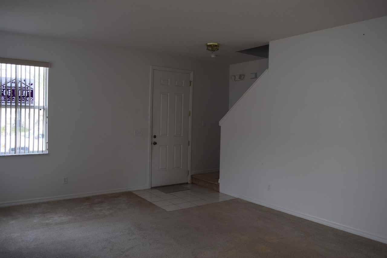 822 Kettering Rd - Photo 2 of 24