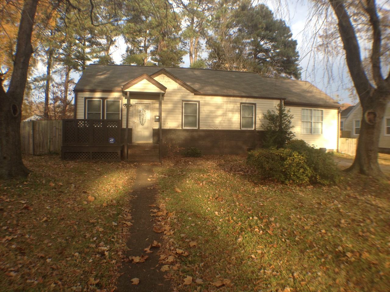 102 Maney Dr - Photo 2 of 21