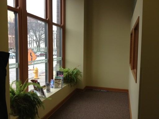 322 N Main St - Photo 2 of 10