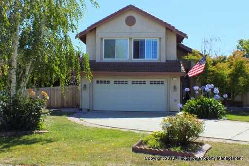 271 Northampton Dr - Photo 2 of 3