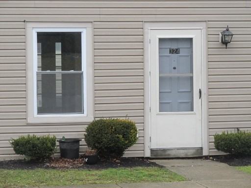 324 Windsor Park Dr - Photo 2 of 15