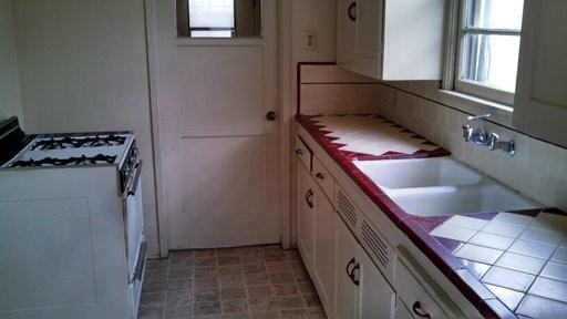 1217 N Canyon Rd - Photo 2 of 5