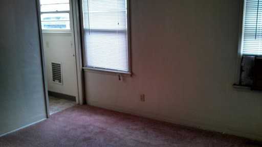 1217 N Canyon Rd - Photo 3 of 5