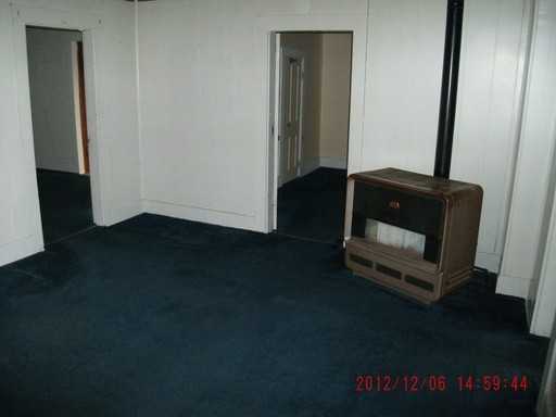 837 W 1st St - Photo 2 of 7