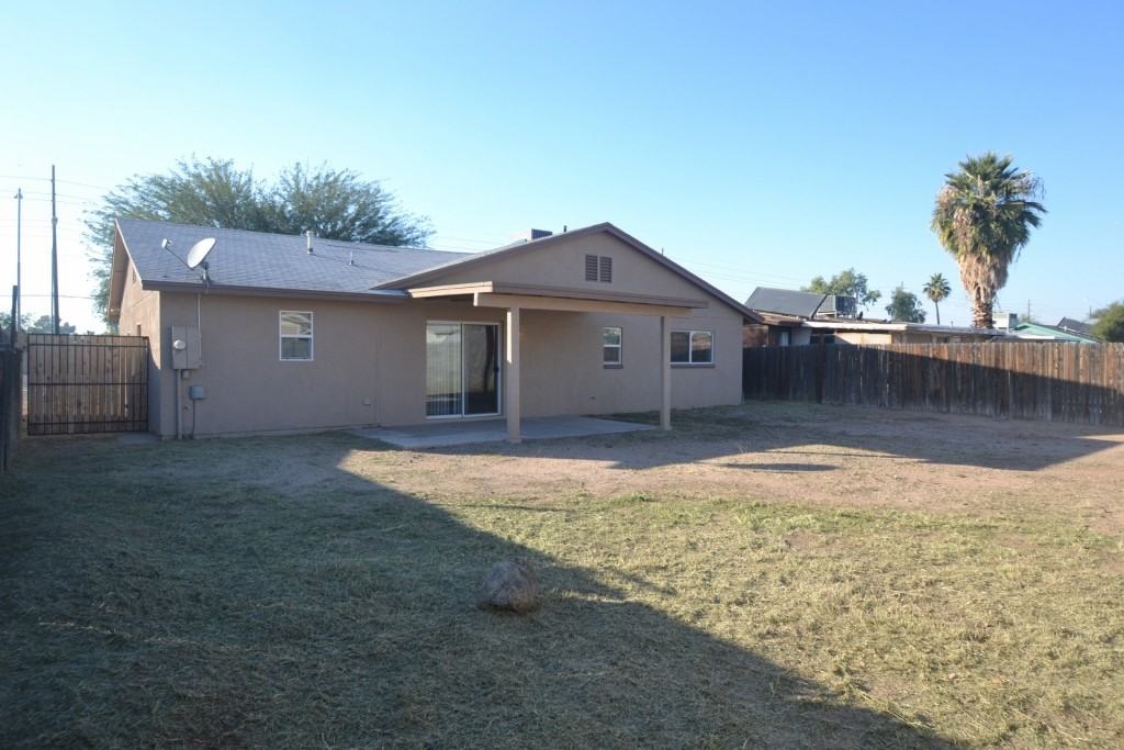 18225 N 35th Ave - Photo 2 of 14