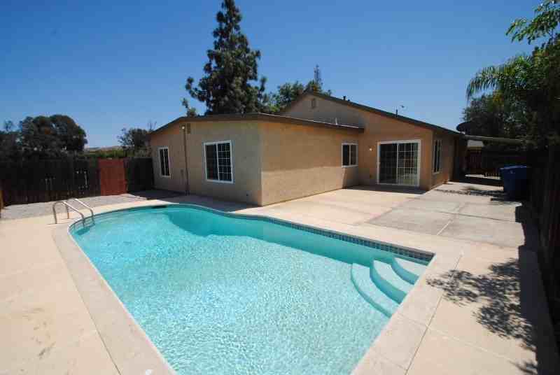 2751 Libra Dr - Photo 2 of 7