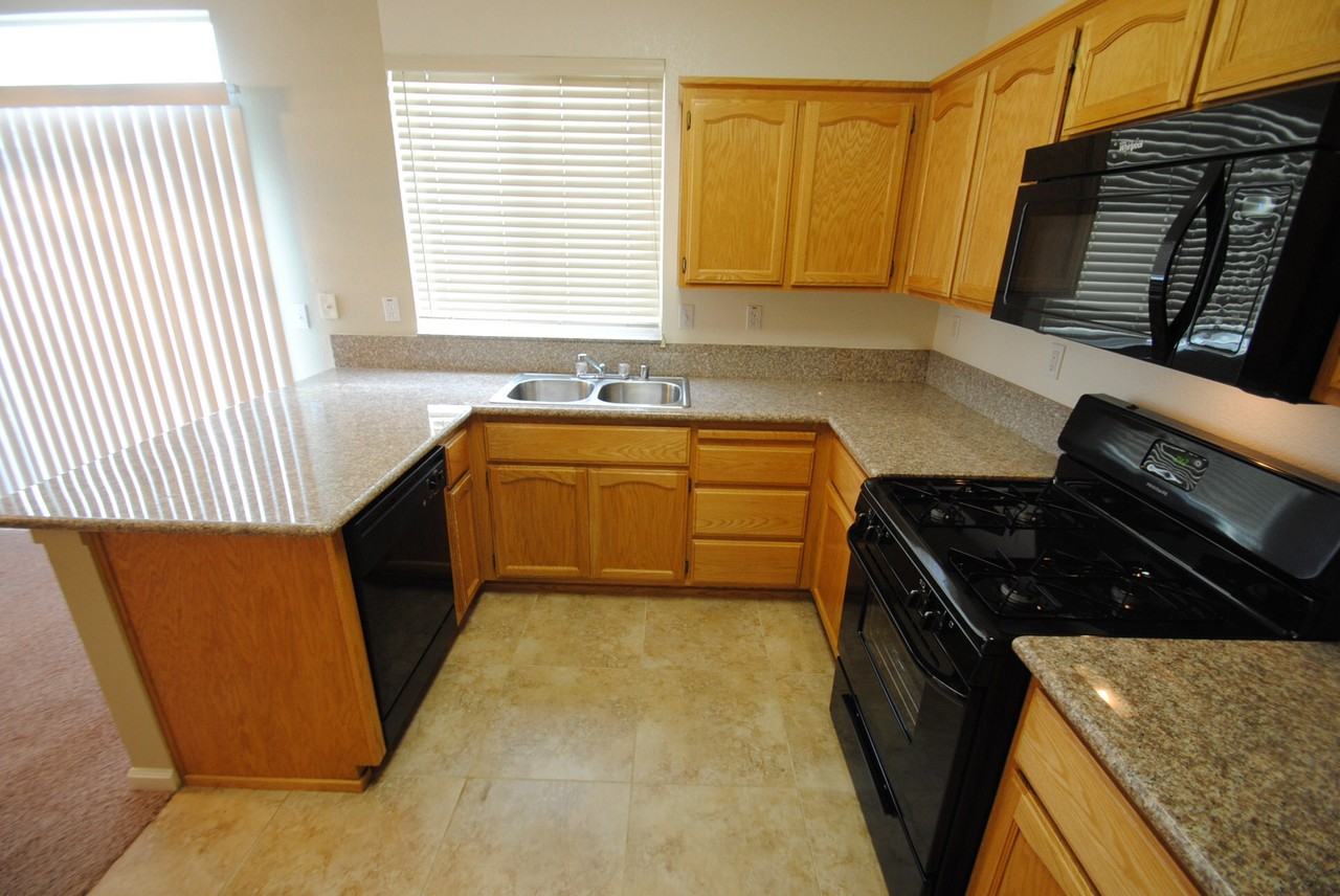 9118 Callock Ct - Photo 2 of 10