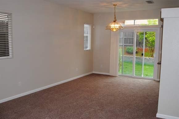 9118 Callock Ct - Photo 3 of 10