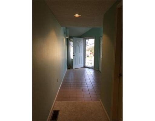 19 Hammond Pl #19 - Photo 2 of 9