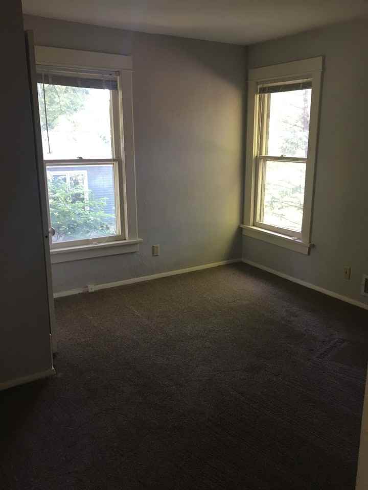 931 Dewey Street - Photo 3 of 4