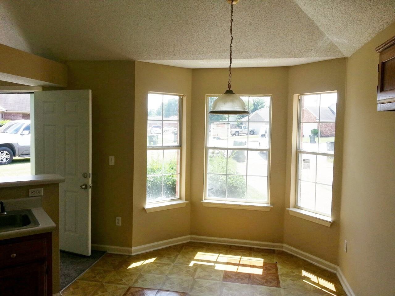 4902 Copper Valley Cove - Photo 3 of 5