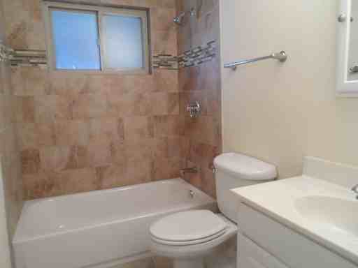 5115 Jellison Ct - Photo 3 of 6