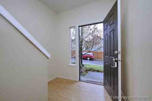 5980 SE Woodland Dr - Photo 3 of 18