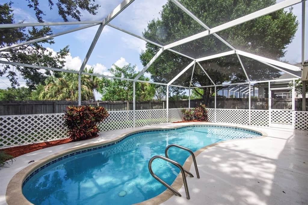 669 Heather Stone Dr - Photo 3 of 23