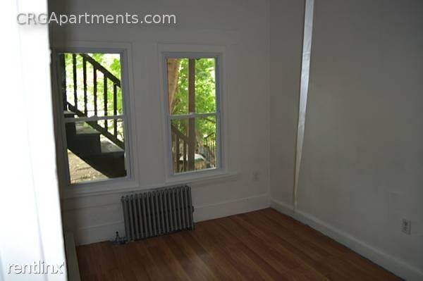 MOUNT AUBURN ST. - Photo 3 of 9