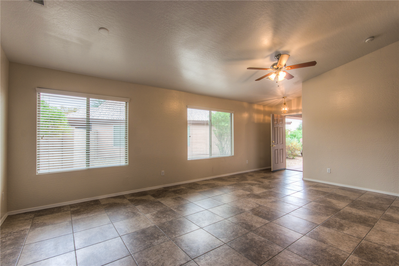 17284 W Mohave St - Photo 3 of 16