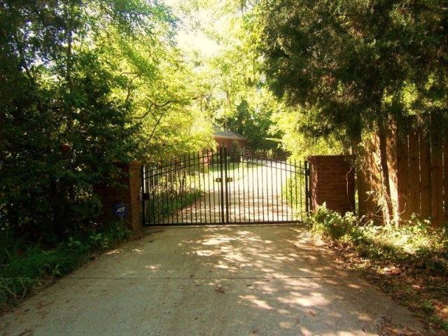 2009 Riverforest Dr - Photo 2 of 16