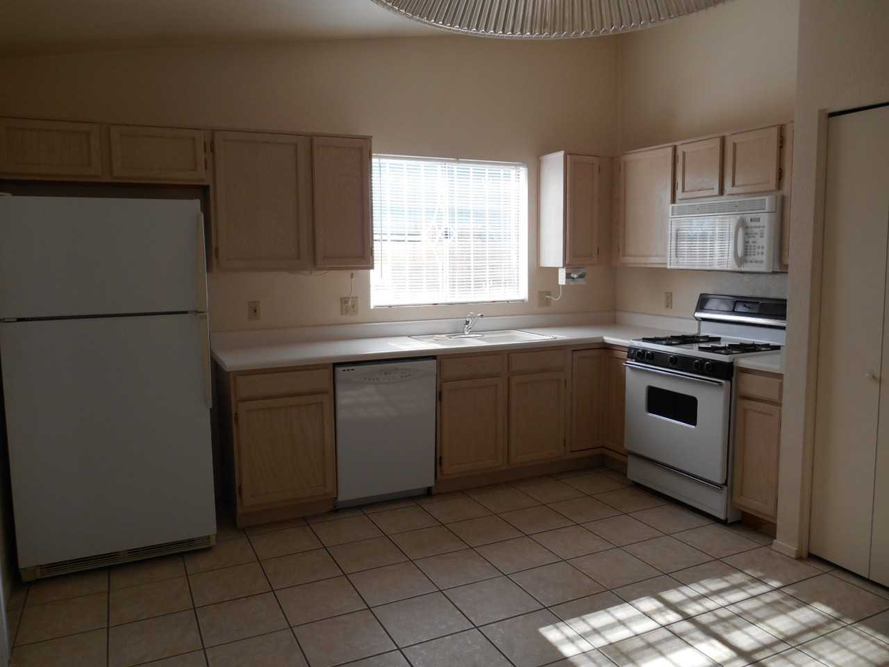 2720 W Calle De Rosita - Photo 3 of 13