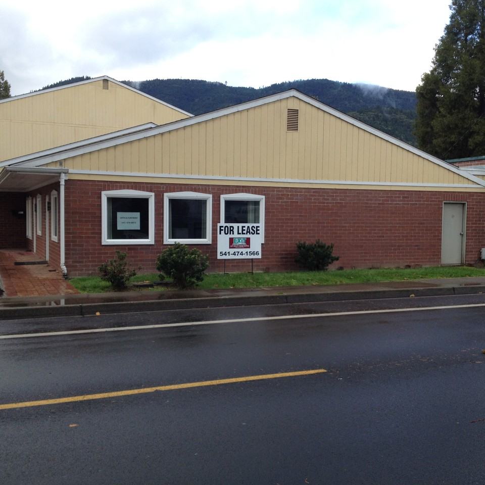 211 Pine Street Apartments 211 Pine St, Rogue River, OR 97537 Zumper