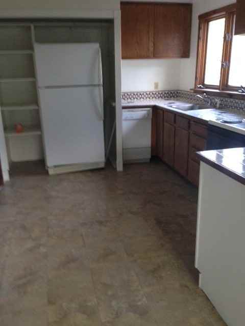 803 S 25th St - Photo 3 of 7