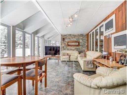 Beautiful Lake Front House With Private Tennis Court Great Vacation Destination - Photo 3 of 24