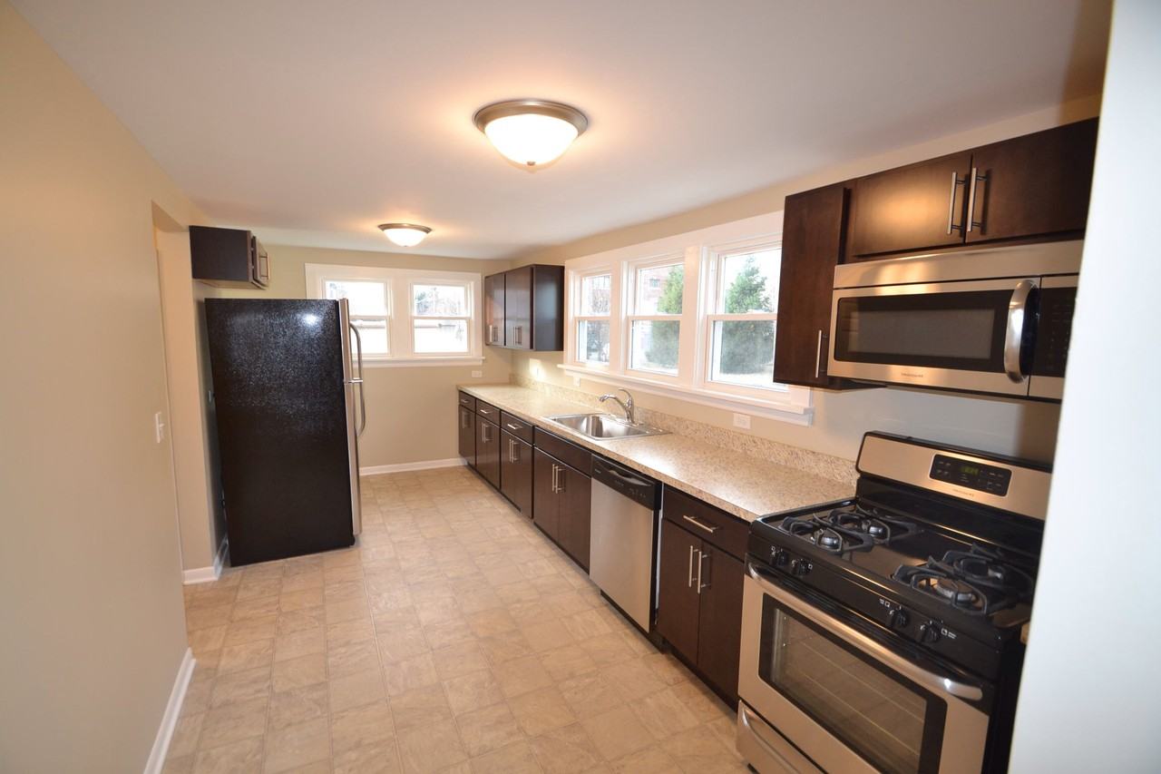50 N Waiola Ave - Photo 2 of 10