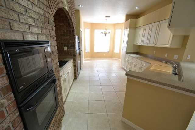 6647 Thackston Dr - Photo 3 of 12