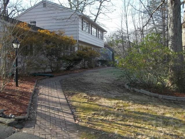 474 Fairway Rd - Photo 3 of 27