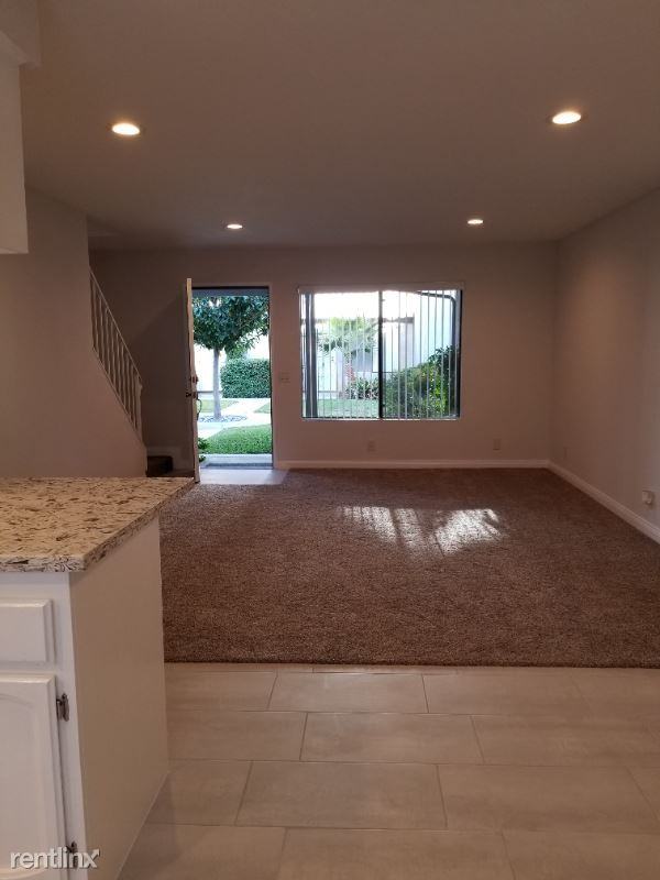 223 223 S Bandy Ave B - Photo 3 of 18