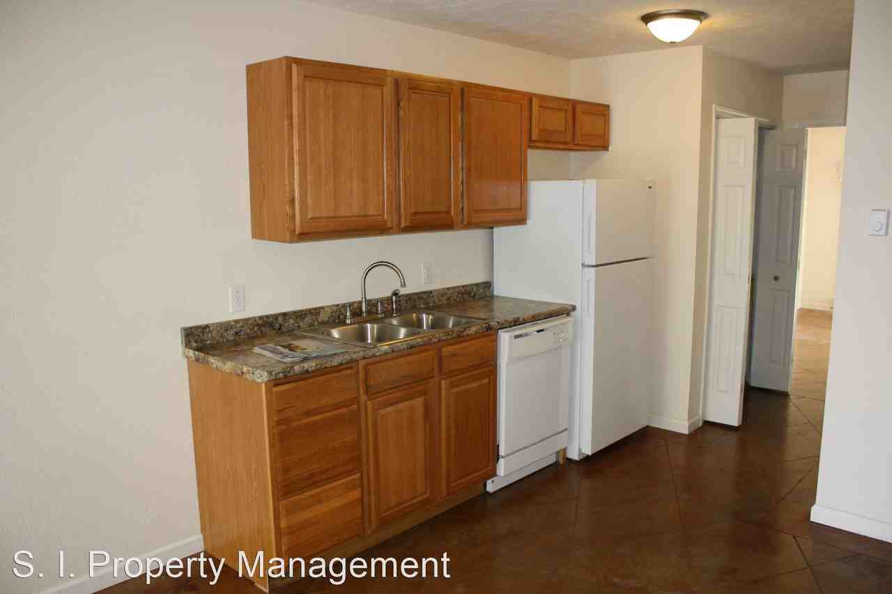 229 South Walnut - Photo 3 of 7