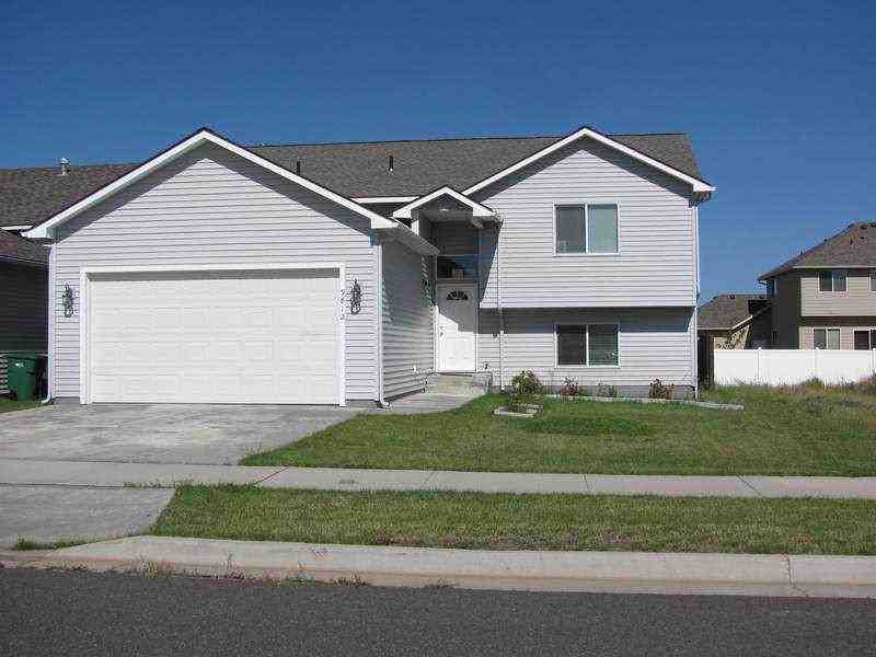 9812 N Orchard Ln - Photo 2 of 12