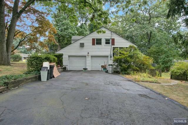 574 Howard St - Photo 2 of 25