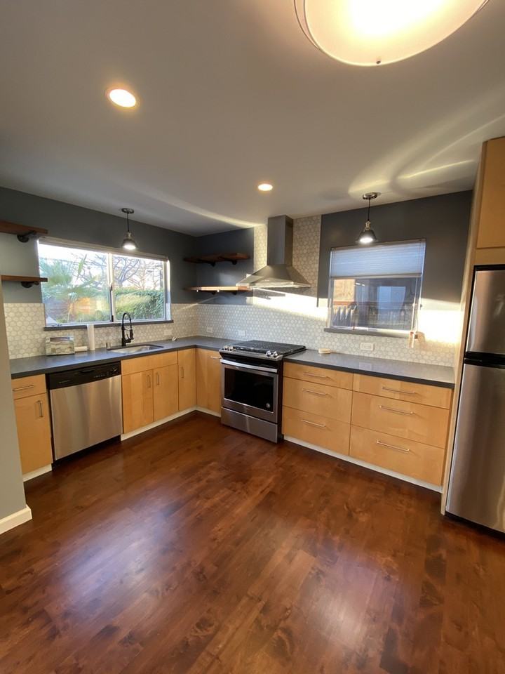 2305 California St - Photo 2 of 18