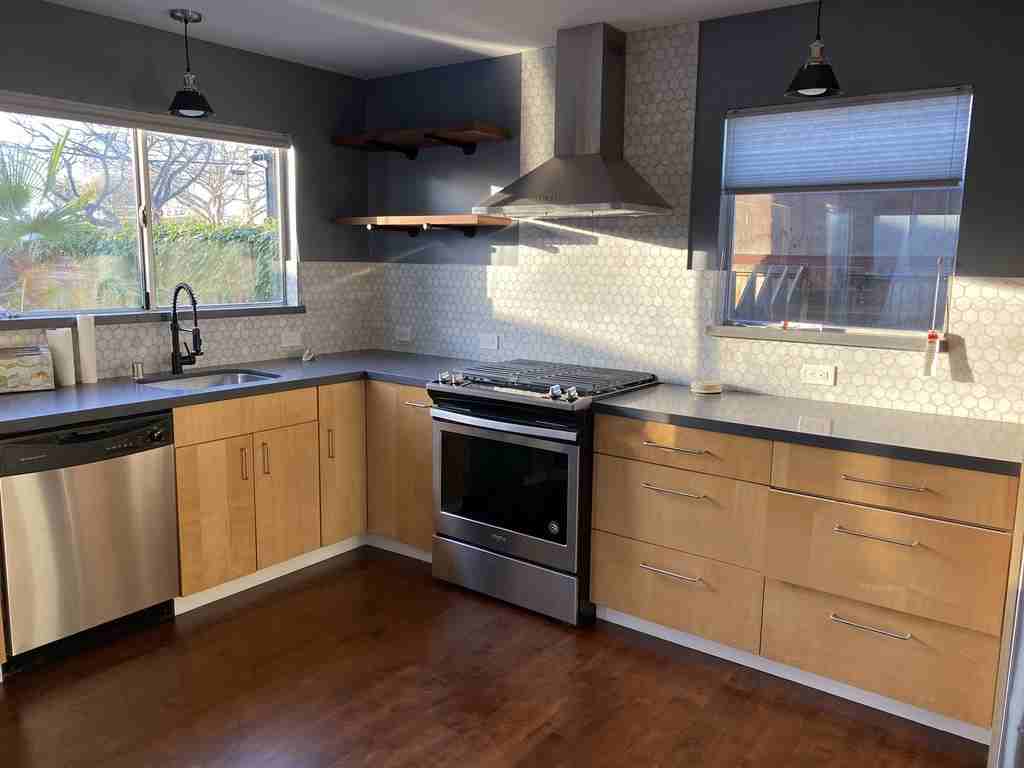 2305 California St - Photo 3 of 18