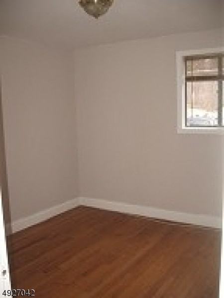 125B Longwood Lake Rd Apt B - Photo 3 of 6