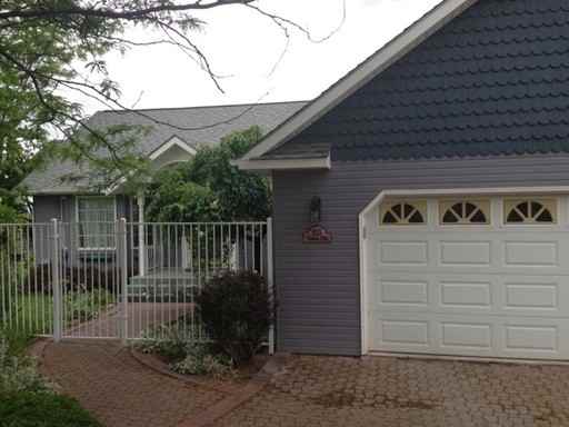 103 Whitaker Dr - Photo 2 of 24