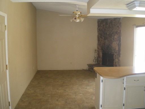5020 Tacomic Dr - Photo 2 of 15