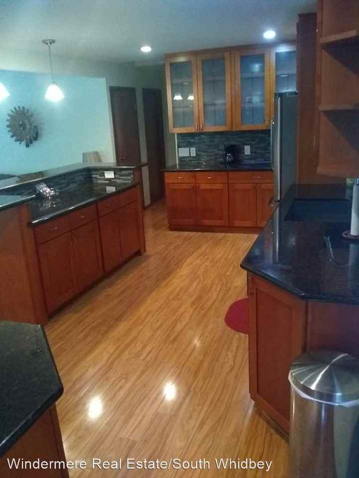 5306 April Dr - Photo 2 of 14