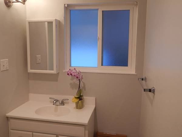 646 Corbett Ave - Photo 3 of 7