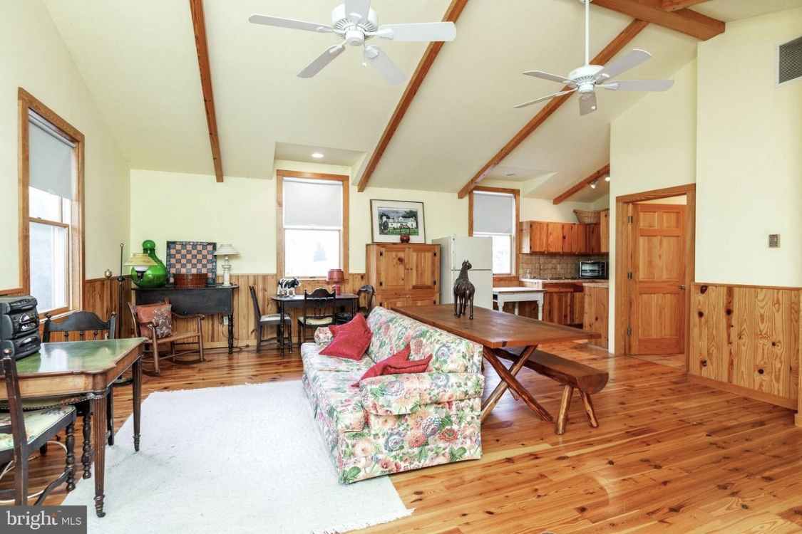 4532 26th St N #B - Photo 2 of 6