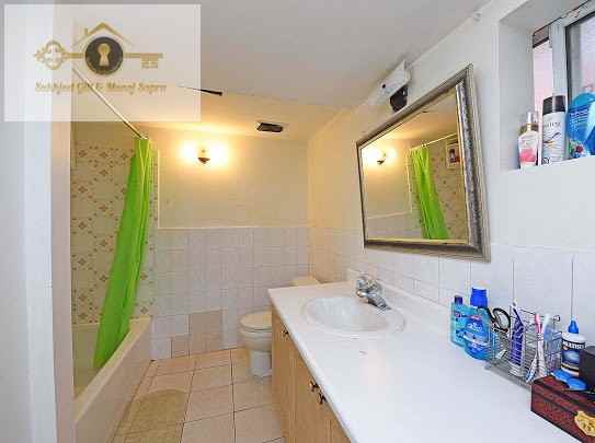 7567 Lockington Cres - Photo 2 of 5