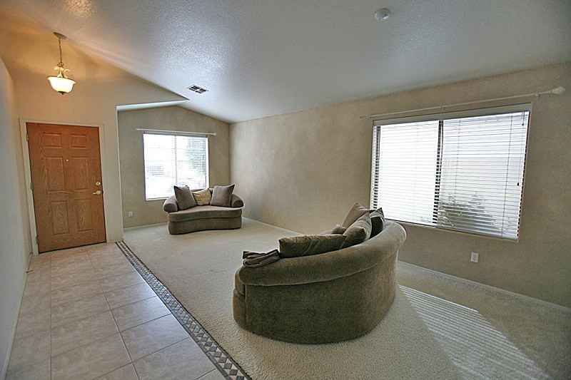 26230 N Hackberry Dr - Photo 2 of 17