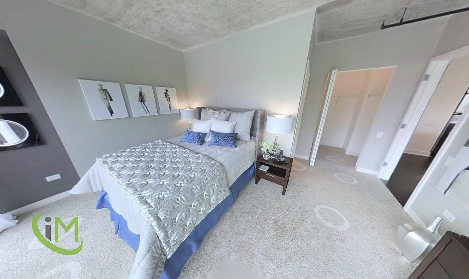 S Clark St #1011 - Photo 2 of 8