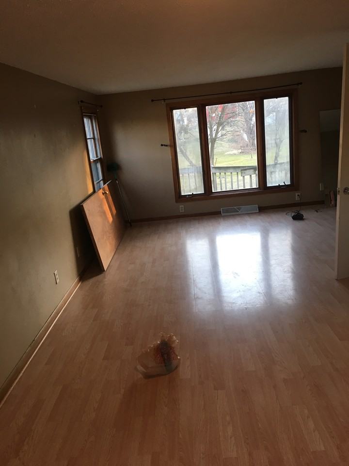 432 4th Street Northeast - Photo 3 of 5