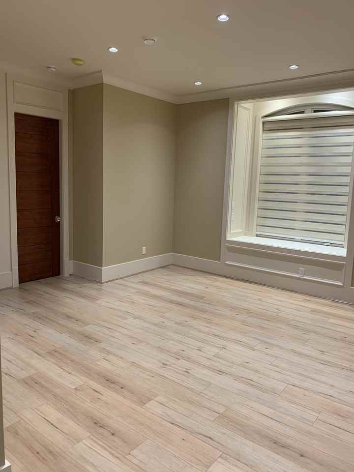 10960 Granville Avenue - Photo 3 of 16