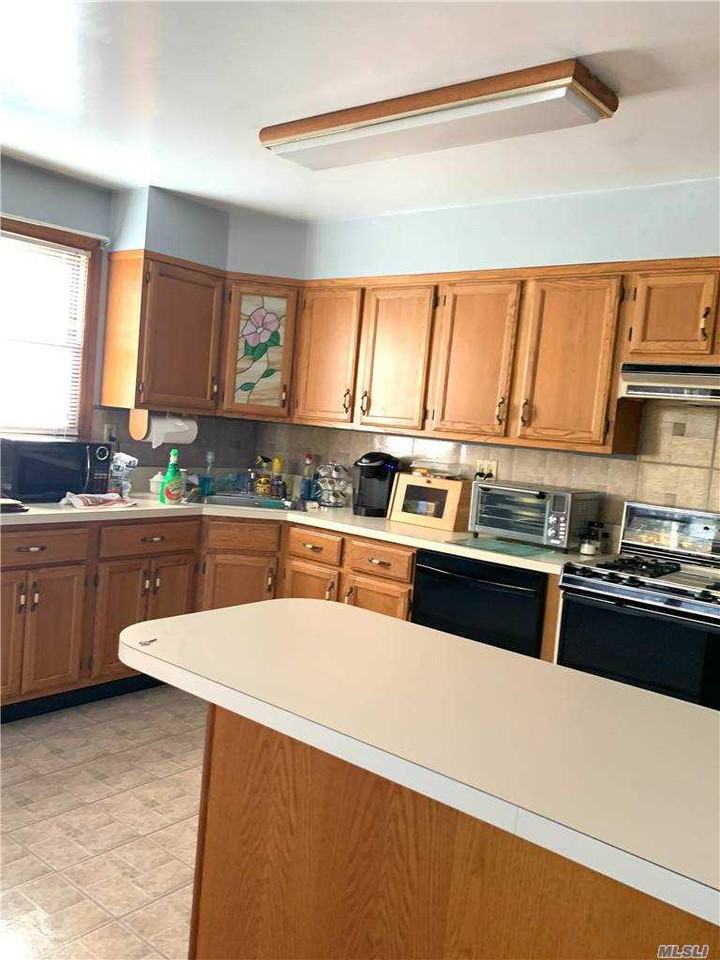 8315 243rd St - Photo 3 of 7