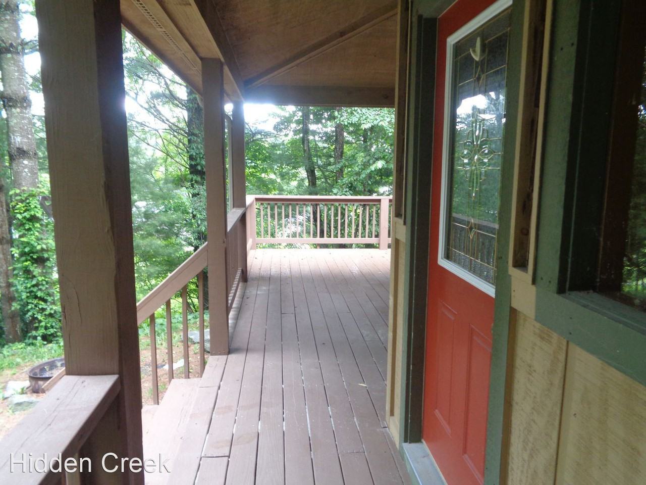 136 Southwood Trl - Photo 2 of 18