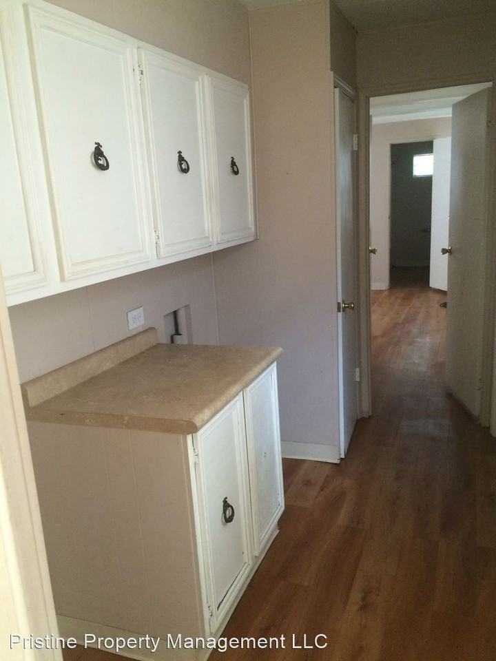 2201 Old Longview Hwy - Photo 3 of 12