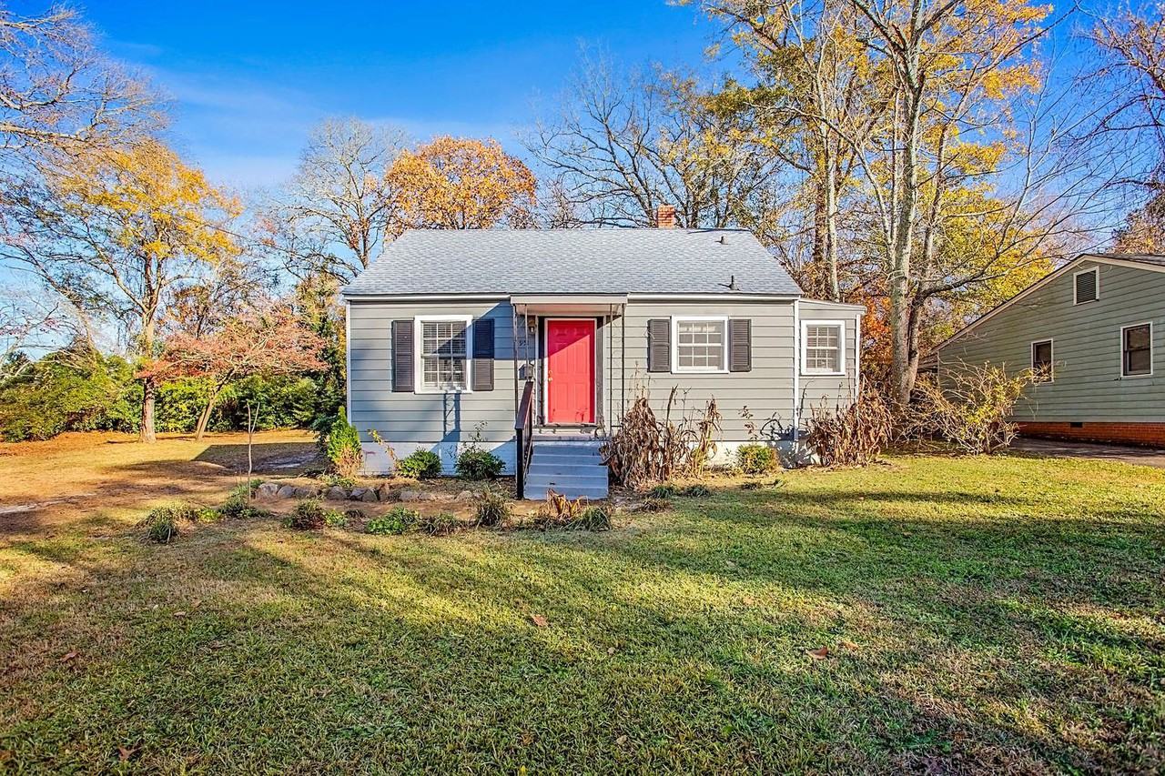 951 Chester Cir - Photo 2 of 28